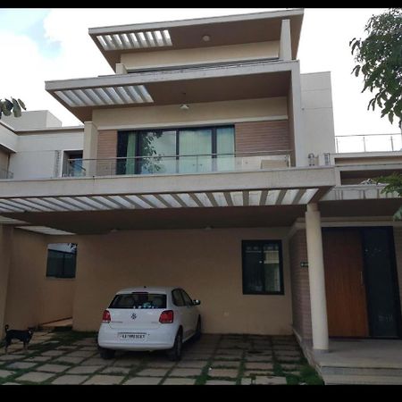 Brigade Orchards Hotel Devanahalli Ngoại thất bức ảnh